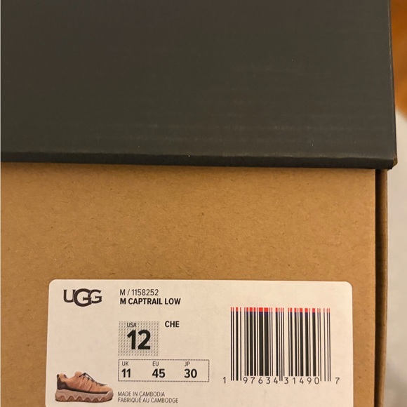 Mens Ugg Captrail Suede Sneakers Size 12 New - Picture 9 of 9